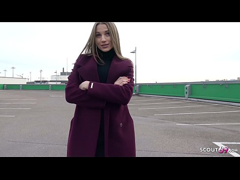 ❤️ O SCOUT ALEMÁN É UN SOÑO QUE TOCA STEELE, UN APARCAMENTO E SEXY POR DINERO ️❌ Follar en nós ️❤